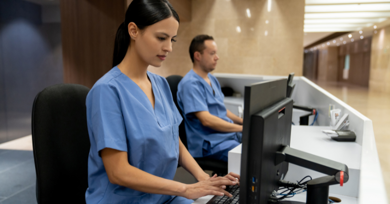 Digicare hadir dengan SIMRS, KIOSK, dan Dashboard EIS untuk mengurai Antrian Panjang Rumah Sakit